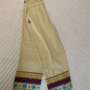 NWOT Disney Park Girls Cozy Knit Pants